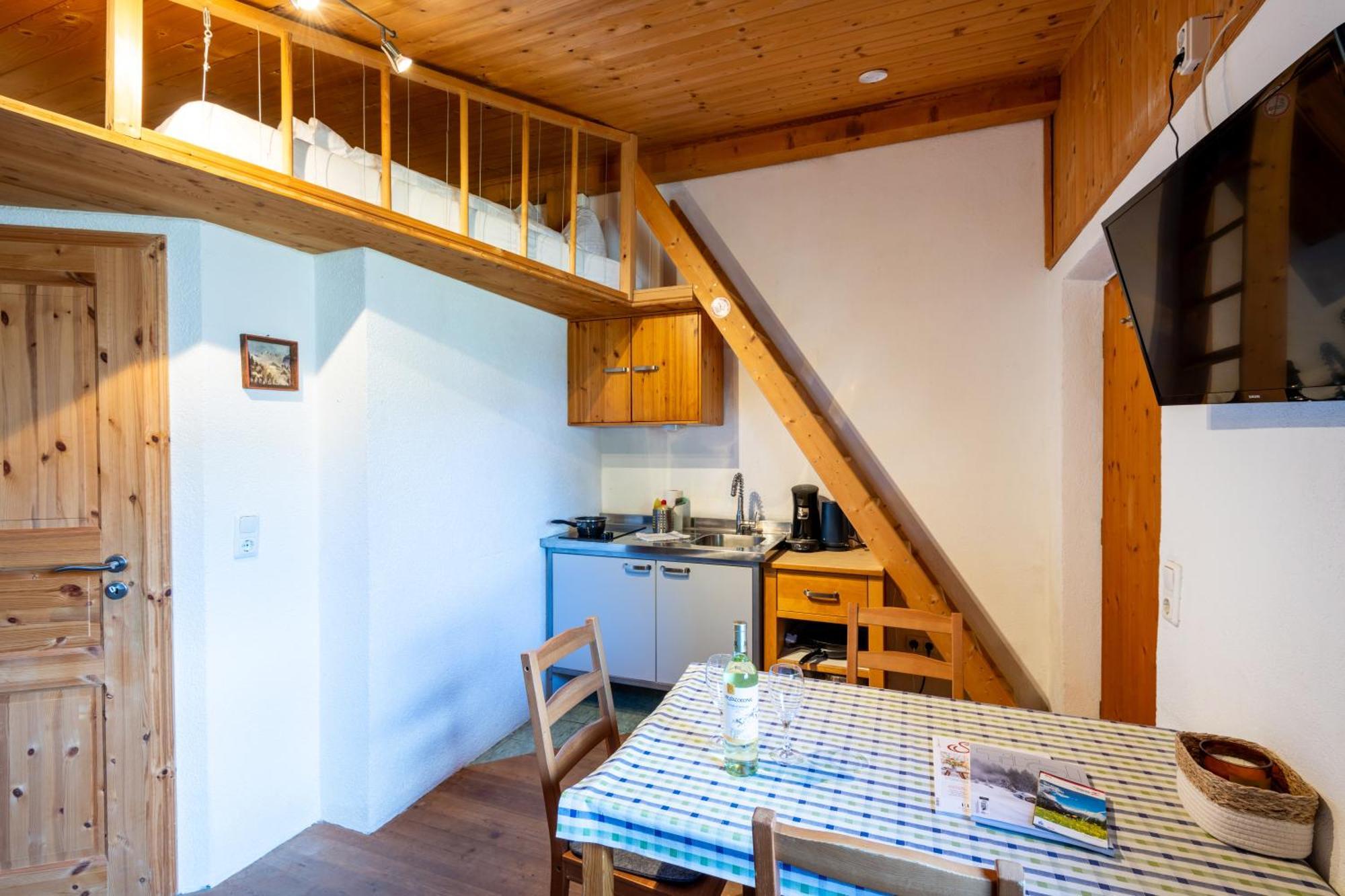 הרוואלד Apartmenthaus Achener Hof מראה חיצוני תמונה